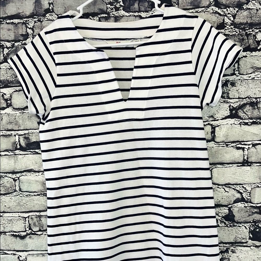 🌟BOGO🌟 Vineyard Vines striped shirt dress